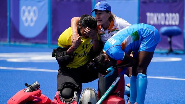 Savita Punia broke down after India’s loss to Great Britain at the Tokyo Olympics. Image: AP