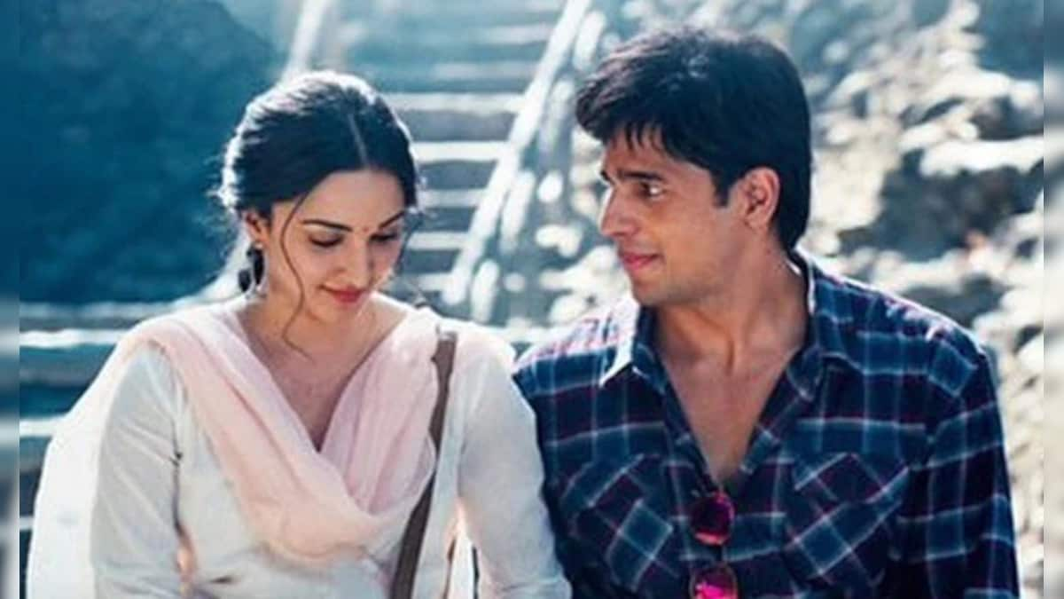 Valentine's Day 2022: From Raatan Lambiyan to Pehli Nazar Mein, a playlist of top Bollywood songs for the occasion