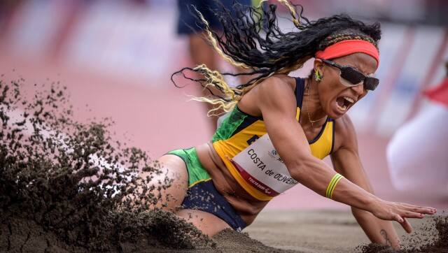 Silvania Costa De Oliveira BRA lands in the sand during the Women's Long Jump T11 at The Olympic Stadium. Tokyo 2020 Paralympic Games, Tokyo, Japan, Friday 27 August 2021. Photo: OIS/Joel Marklund. Handout image supplied by OIS/IOC