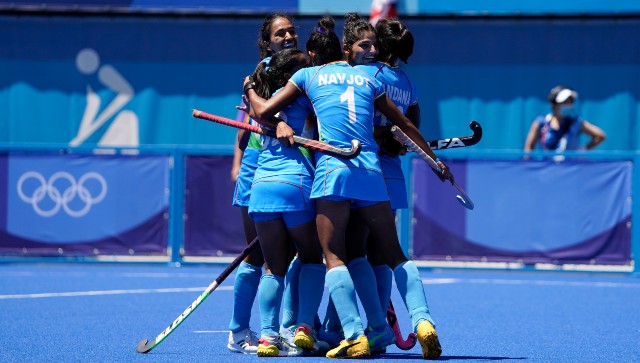 Shivraj Singh Chouhan felicitates India women's hockey team, announces construction of world-class stadium Shivraj Singh Chouhan felicitates India women's hockey team, announces construction of world-class stadium