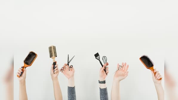 Enjoy professional hair styling with these top brushes.