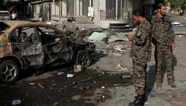 Evacuation resumes with renewed urgency as desperation rises after Kabul twin bombings Evacuation resumes with renewed urgency as desperation rises after Kabul twin bombings