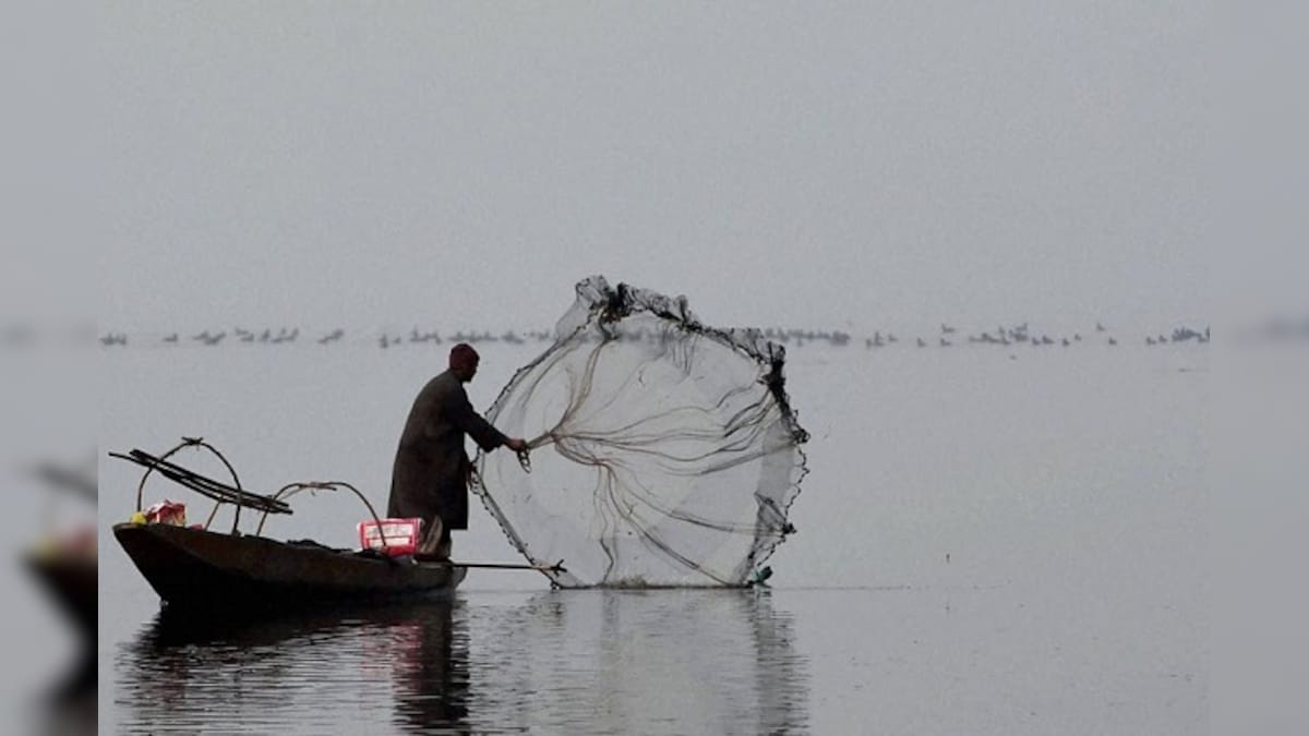 Sri Lankan navy pelts stones, damages 60 Indian fishing boats, nets near Kachchatheevu