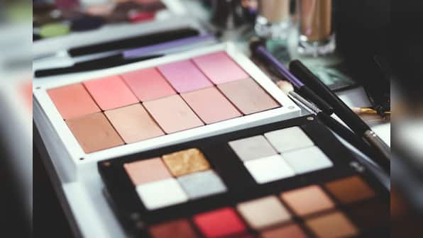 Bring a warm glow to your face with these top blushes.
