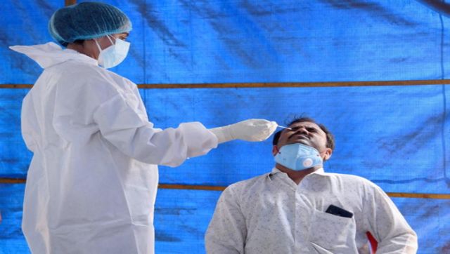 Karnataka makes 7-day institutional quarantine must for those coming from Kerala Karnataka makes 7-day institutional quarantine must for those coming from Kerala