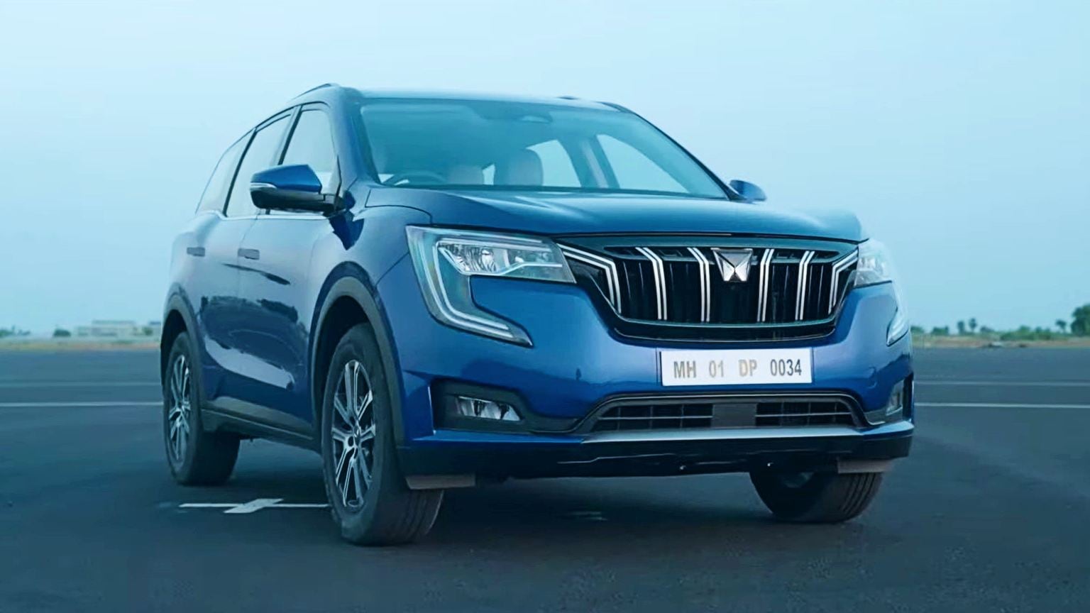 Mahindra Xuv700 World Premiere Highlights All New Xuv700 Revealed Gets Adas And Seven Airbags Technology News Firstpost