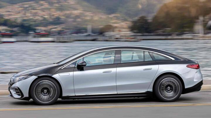 Mercedes-Benz rolls out pothole warning alerts for select models using Car-to-X Communication system Mercedes-Benz rolls out pothole warning alerts for select models using Car-to-X Communication system