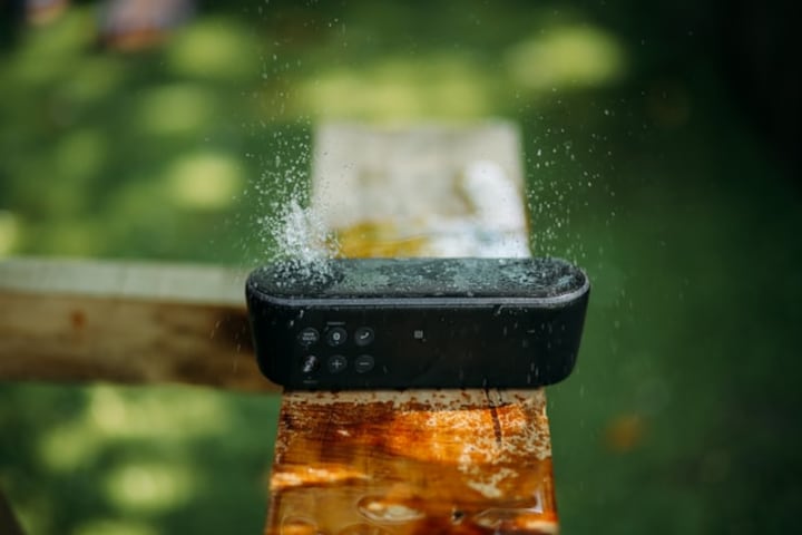 Bluetooth speakers under 1K