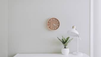 Cool wall clocks for home décor