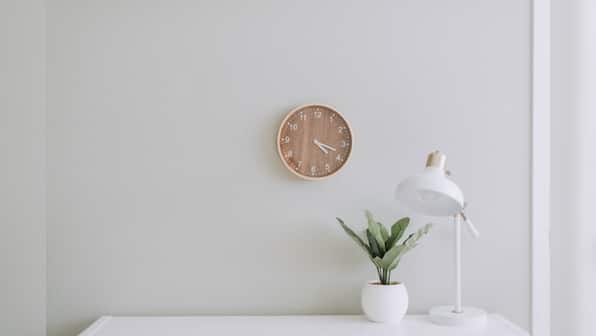 Cool wall clocks for home décor