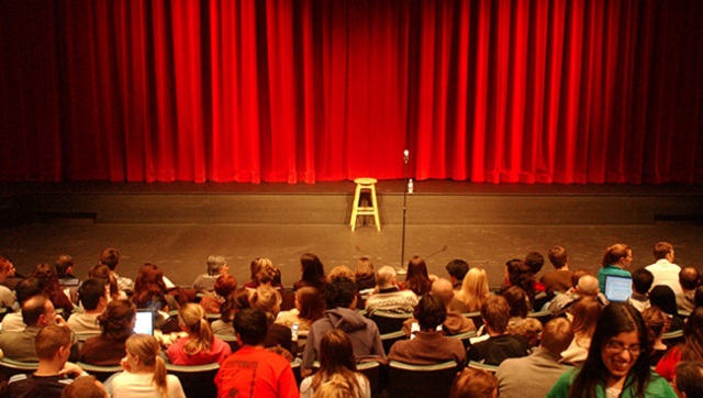 What's in a Setting? Ask a budding stand-up comedy curator — Zoom fatigue and fall in open mic culture What's in a Setting? Ask a budding stand-up comedy curator — Zoom fatigue and fall in open mic culture
