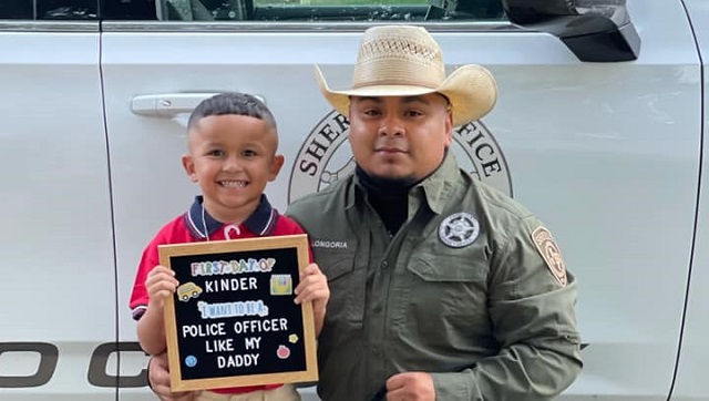 Watch: Texas officers drop their late colleague's son to school on first day of kindergarten Watch: Texas officers drop their late colleague's son to school on first day of kindergarten