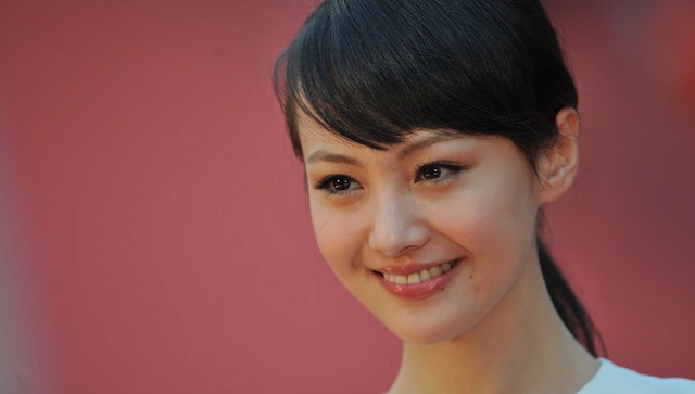 Chinese actress Zheng Shuang fined $46 mn for tax evasion Chinese actress Zheng Shuang fined $46 mn for tax evasion