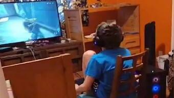 Watch: 12-year-old calls out homophobic friends while playing video game; social media left impressed