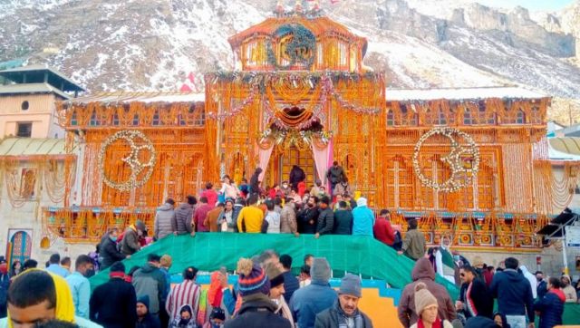 Kedarnath Yatra halted as heavy rains prompt orange alert; pilgrims asked to return Kedarnath Yatra halted as heavy rains prompt orange alert; pilgrims asked to return