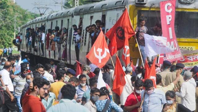 Non NDA parties such as Congress, Aam Aadmi Party, Samajwadi Party, Telugu Desam Party, Bahujan Samaj Party, Left parties and Swaraj India supported the bandh. PTI 