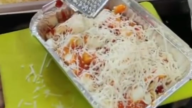 Video of mango ice cream chaat topped with cheese goes viral on social media, leaves people disgusted Video of mango ice cream chaat topped with cheese goes viral on social media, leaves people disgusted