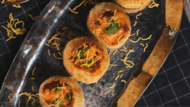 Pictures of butter chicken golgappas go viral, leave social media users disgusted Pictures of butter chicken golgappas go viral, leave social media users disgusted