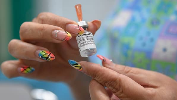 Firstpost Podcast| Explained: Pfizer-Moderna Covid vaccine controversy