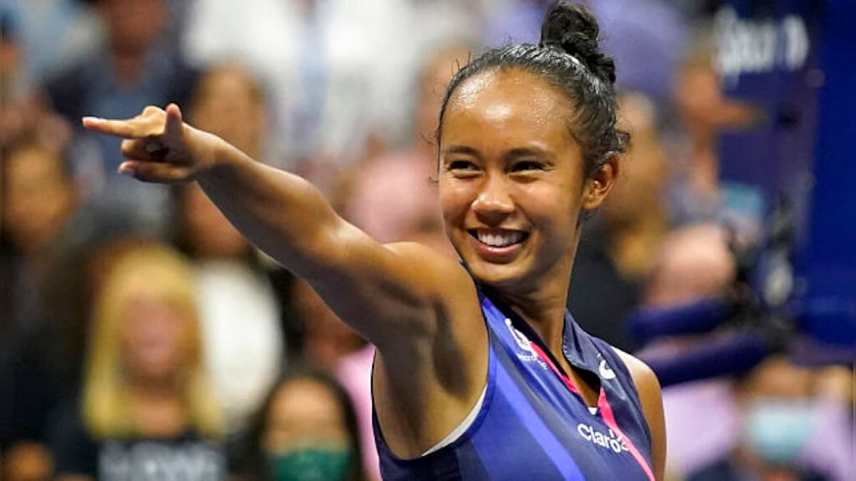 US Open 2021: Teen sensation Leylah Fernandez beats Aryna Sabalenka to enter final