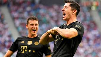 Bundesliga: Lewandowski nets again as Bayern Munich beat Leipzig; Dortmund clinch thriller