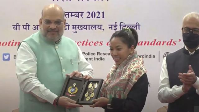 Amit Shah honours Olympic champion Mirabai Chanu Amit Shah honours Olympic champion Mirabai Chanu