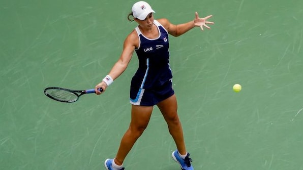 World No 1 Ashleigh Barty pulls out of WTA Finals, ends season