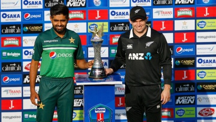 New Zealand pull out of Pakistan tour minutes before first ODI due to security concerns