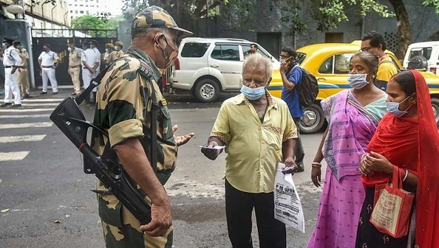 Bhabanipur bypoll: Voter turnout remains low on Mamata Banerjee's home turf; BJP, TMC supporters clash Bhabanipur bypoll: Voter turnout remains low on Mamata Banerjee's home turf; BJP, TMC supporters clash