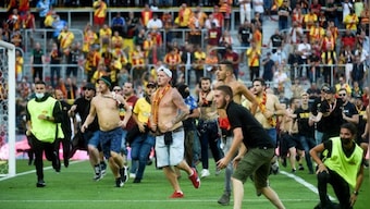 Ligue 1: Lens ordered to play behind closed doors after pitch invasion during Lille match