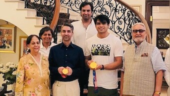 Neeraj Chopra meets Abhinav Bindra, says his Tokyo gold medal meets 'elder sibling from Beijing'