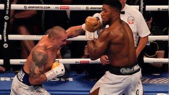 Oleksandr Usyk ends Anthony Joshua's reign as world heavyweight champion with unanimous win