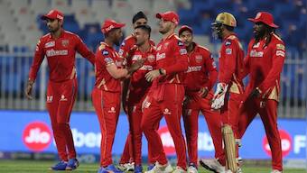 IPL 2021: Bishnoi, Shami help Punjab Kings clinch low-scoring thriller against Sunrisers Hyderabad