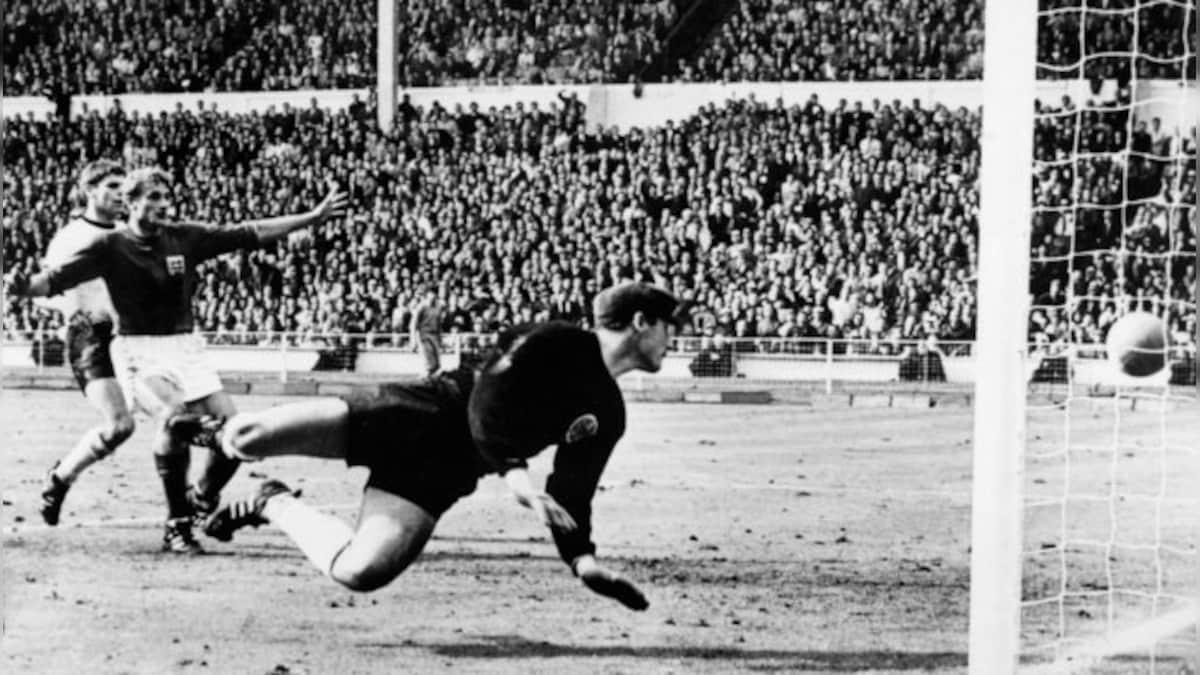 Former England, Liverpool forward Roger Hunt passes away aged 83