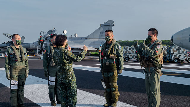 Taiwanese fighter jets rehearse road landings in simulated drill as threat from China looms Taiwanese fighter jets rehearse road landings in simulated drill as threat from China looms