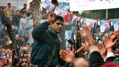Zakaria Zubeidi, Israel's most wanted fugitive, hailed as Palestinians celebrate jail break