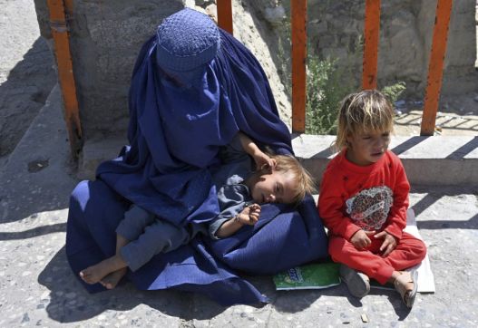 Afghanistan teeters on brink of universal poverty; 97% population could be affected by mid-2022: UN Afghanistan teeters on brink of universal poverty; 97% population could be affected by mid-2022: UN