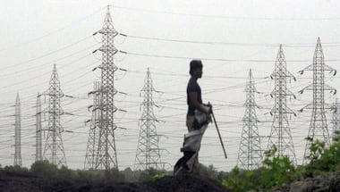 Mumbai power outage: Electricity disrupted in parts of city and suburbs like Thane and Kalyan