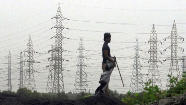 Delhi stares at power outage, AAP urges Centre to ensure adequate coal supply