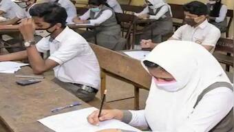 SC puts Kerala govt's decision to hold offline exams from 6 September on pause