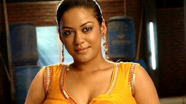 Mumaith Khan appears before ED in Hyderabad money laundering probe