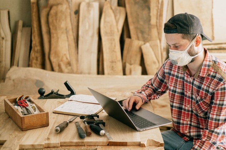 Premium face masks for clean air
