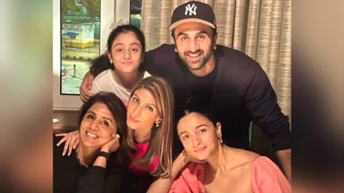 On Ranbir Kapoor's birthday, sister Riddhima shares throwback picture featuring Alia Bhatt