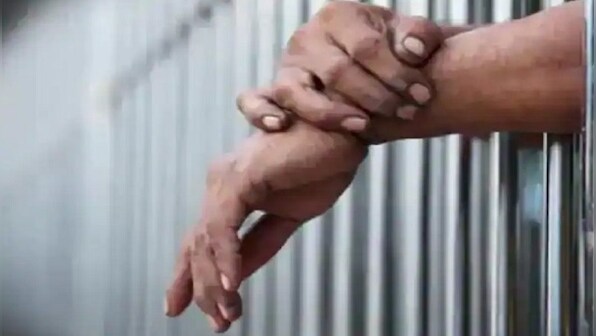 Assistant manager among seven held for stealing ornaments worth lakhs from lockers