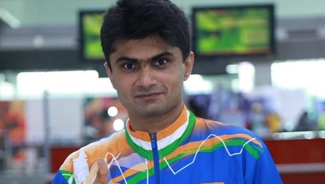 Tokyo Paralympics 2020: Shuttlers Suhas Yathiraj and Tarun Dhillon register wins in opening round; Kohli-Parmar lose Tokyo Paralympics 2020: Shuttlers Suhas Yathiraj and Tarun Dhillon register wins in opening round; Kohli-Parmar lose