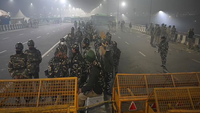 Days after Singhu border lynching, man assaulted at farmers' protest site; cops arrest Nihang member Days after Singhu border lynching, man assaulted at farmers' protest site; cops arrest Nihang member