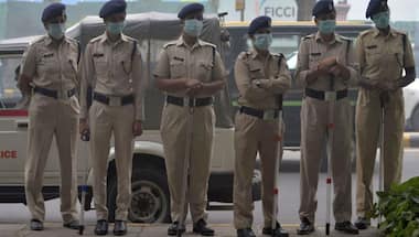 Maharashtra woman dies after being thrashed by kin of daughter's friend over WhatsApp status; three arrested