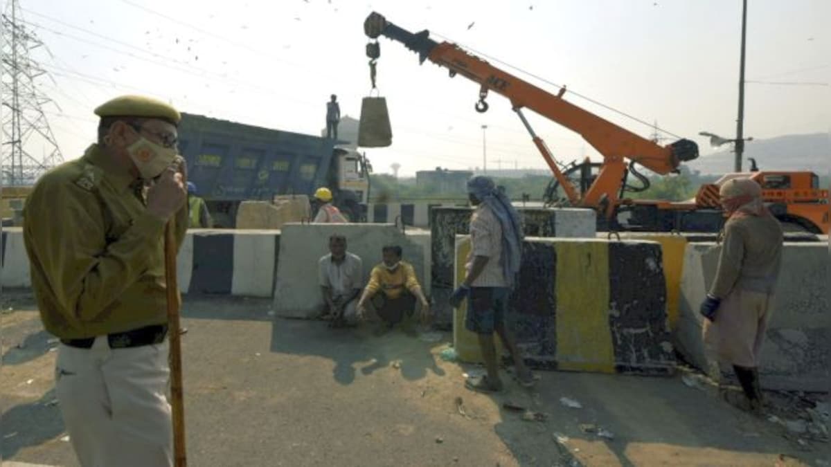 We stand vindicated, say farm unions as cops begin removing barricades from farmers' protest sites