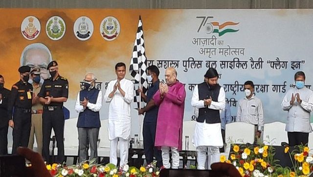 On Gandhi Jayanti, Amit Shah flags off NSG's 29-day 'Sudarshan Bharat Parikrama' car rally On Gandhi Jayanti, Amit Shah flags off NSG's 29-day 'Sudarshan Bharat Parikrama' car rally