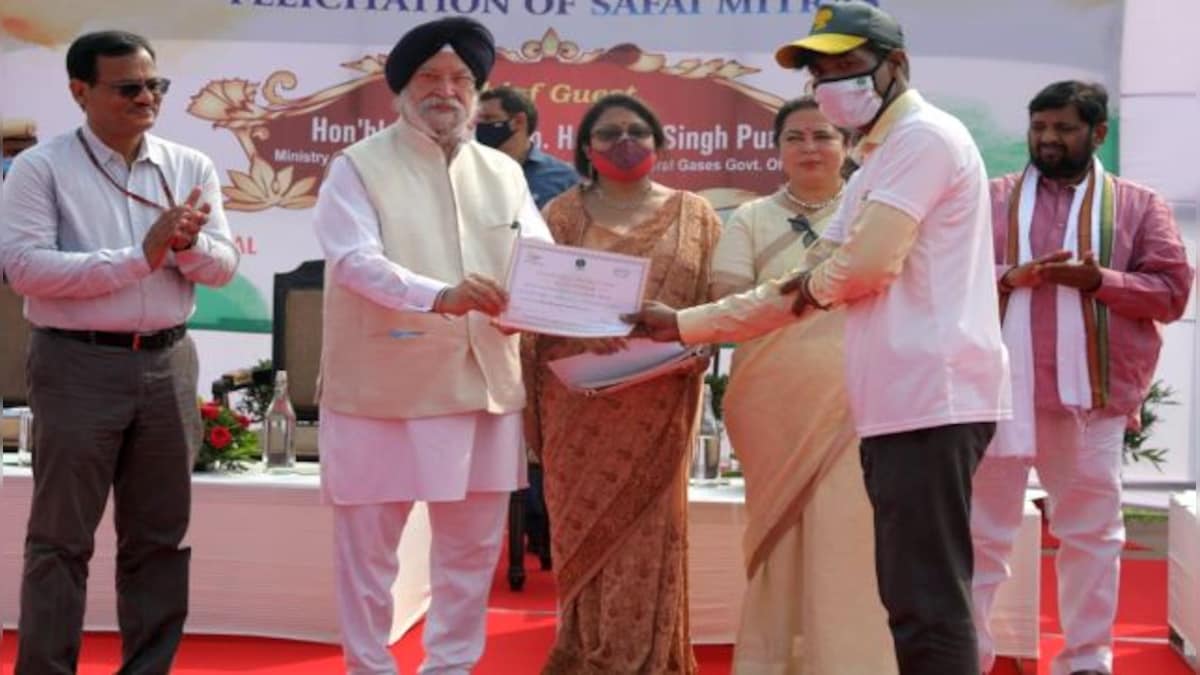 'They deserve real praise and gratitude': Hardeep Singh Puri felicitates Safai Mitras and frontline workers